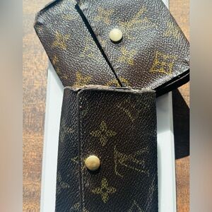 Louis Vuitton Brown Monogram Wallet & Key Case duo.  Project pieces
